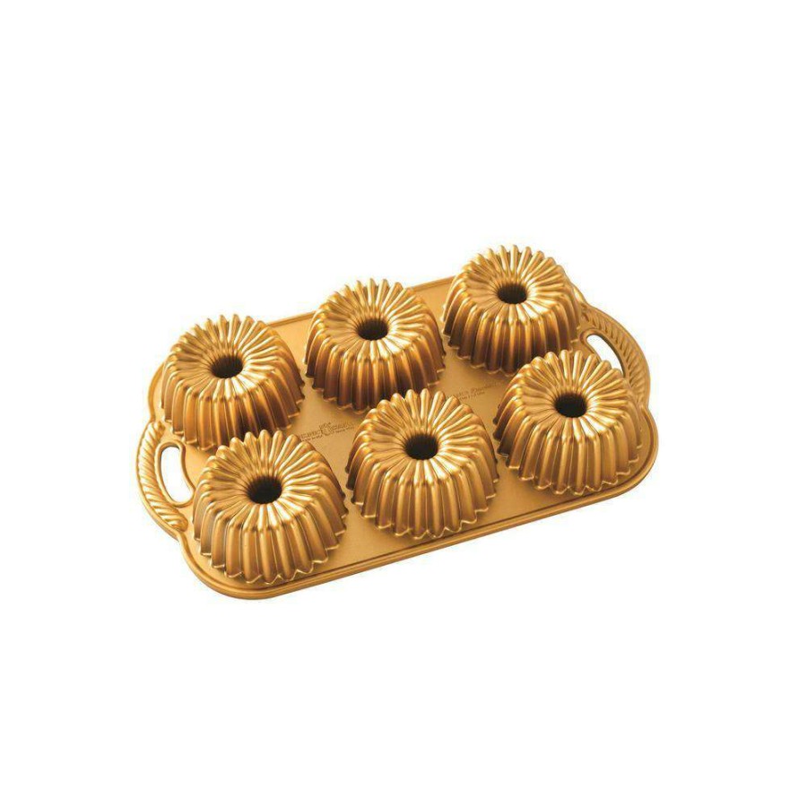 Baking Sheets * | Brilliance Bundt Pan By Nordic Ware